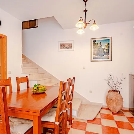 Semesterbostad Amazing In Kuna With Kitchen Kuna Pelješka