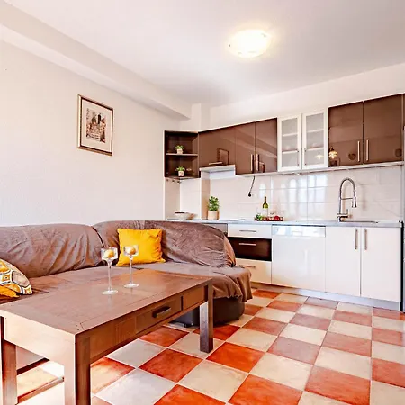 Prázdninový dům Amazing In Kuna With Kitchen Kuna Pelješka